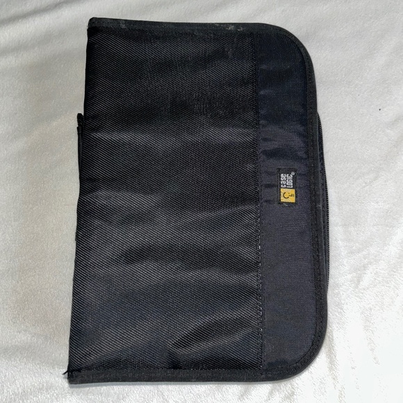 Case Logic cd dvd holder - Picture 1 of 10